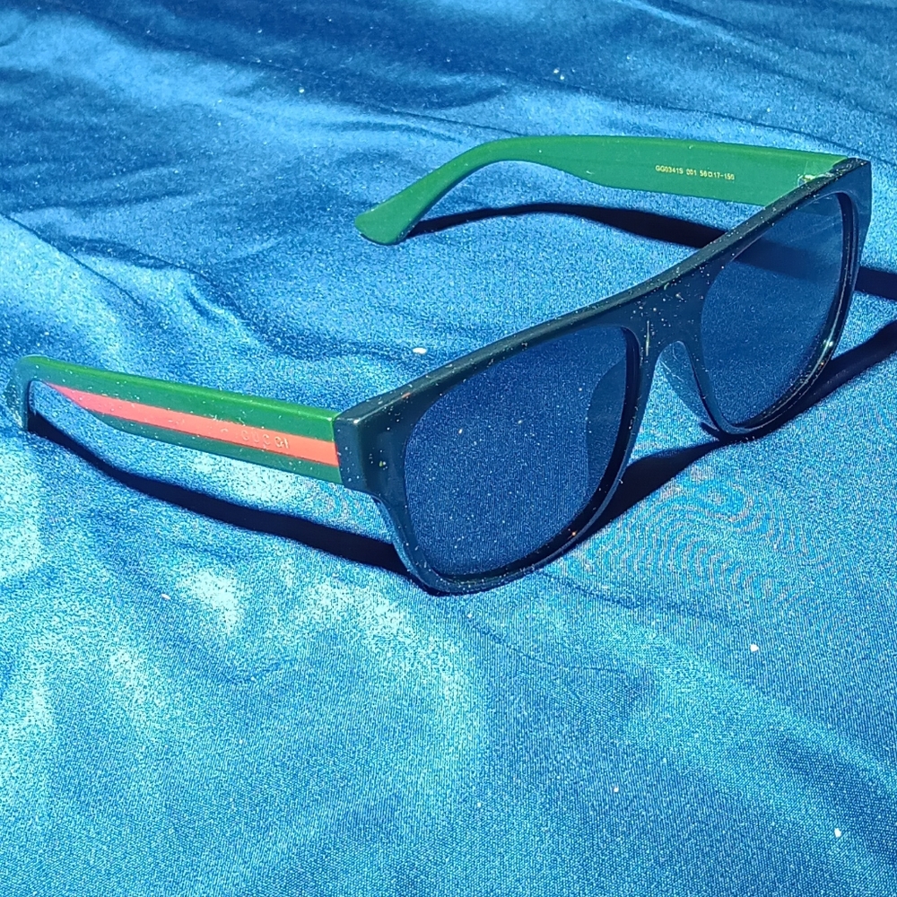 Gucci sunglasses GG0341S 001 56 17-150
